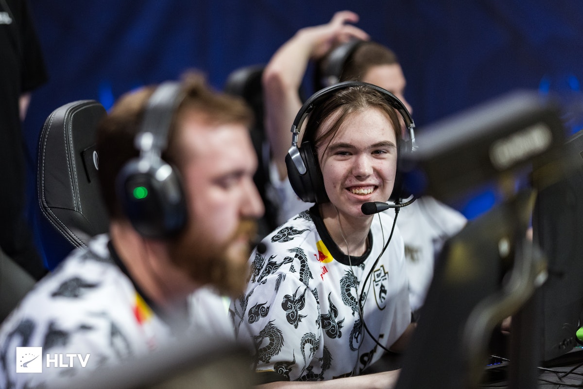 在不知不觉 在不知不觉